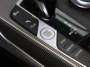 2022330i M\ҹb п؅^