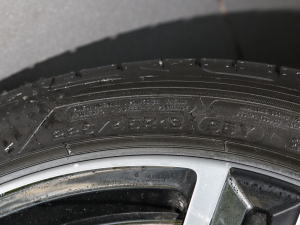 2022Ŀ 325i M\(yn)(dng)b ݆̥ߴ