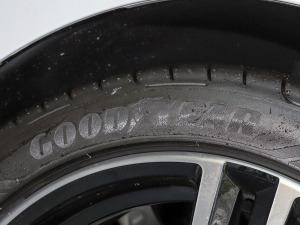 2022Ŀ 325i M\(yn)(dng)b ݆̥Ʒ