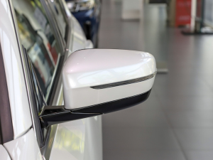 2022Ŀ 325i M\b (ji)^