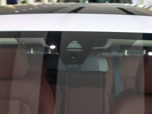 2022Ŀ 325i M\b (ji)^