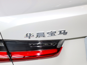 2022Ŀ 325i M\b (ji)^