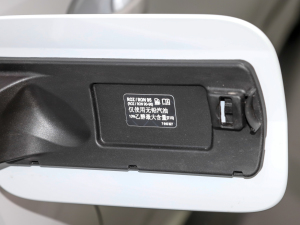 2022Ŀ 325i M\b (ji)^