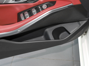 2022Ŀ 325i M\b ǰTg