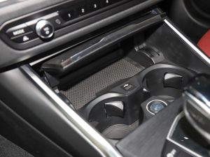 2022Ŀ 325i M\(yn)b g