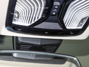 2022Ŀ 325i M\(yn)(dng)b п؅^(q)