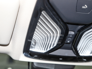 2022Ŀ 325i M\(yn)(dng)b п؅^(q)