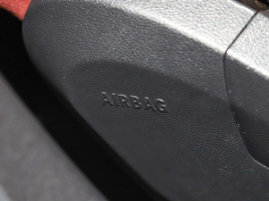 2022Ŀ 325i M\(yn)b п؅^(q)