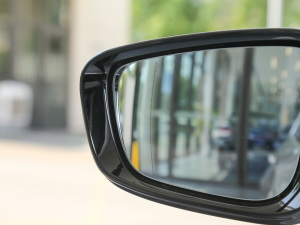 2022Ŀ 325Li M\(yn)(dng)b (x)(ji)^