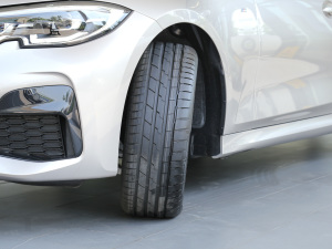 2022Ŀ 325Li M\(yn)(dng)b (x)(ji)^