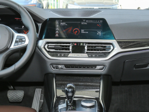 2022Ŀ 325Li M\b п_