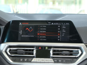 2022Ŀ 325Li M\b п؅^