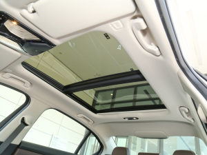 2022Ŀ 325Li M\b 촰