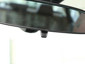 2022Ŀ 325Li M\b п؅^