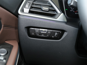 2022Ŀ 325Li M\b п؅^