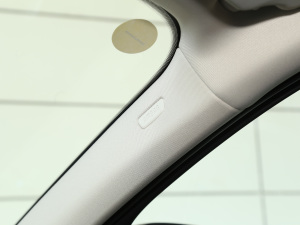 2022Ŀ 325Li M\b п؅^