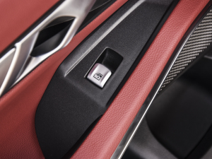 2022Ŀ 320Li M\b ܇ƅ^