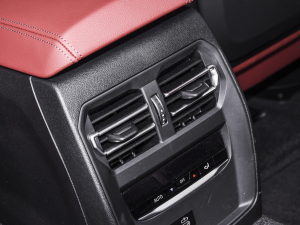 2022Ŀ 320Li M\b п؅^