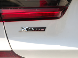 2022Ŀ 330Li xDrive M\ҹb (ji)^