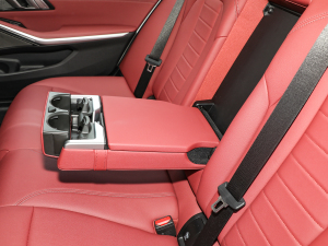 2022Ŀ 330Li xDrive M\ҹb ֹ