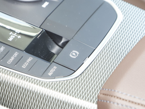 2022330i M\ҹb v܇Ƅ