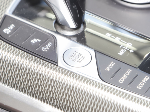 2022330i M\ҹb п؅^