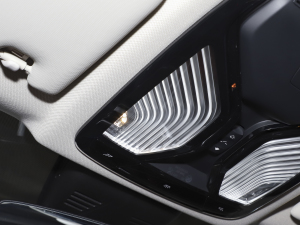 2022Ŀ 325i M\ҹb п؅^