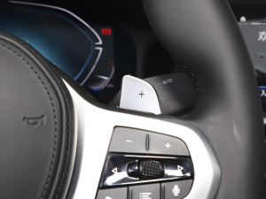 2022Ŀ 325i M\ҹb п؅^