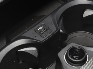 2022Ŀ 325i M\(yn)ҹb п؅^(q)