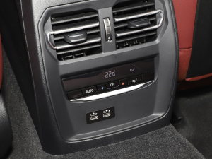 2022Ŀ 325i M\(yn)ҹb п؅^(q)