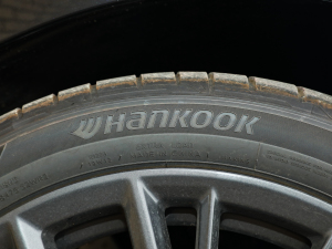 2022Ŀ 330i M\(yn)(dng)ҹb ݆̥Ʒ