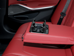 2022Ŀ 330i M\ҹb ֹ