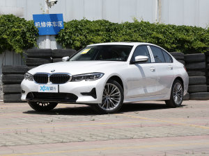2022Ŀ 320i \b ǰ45