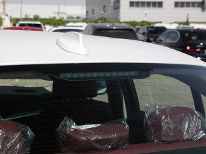 2022Ŀ 320i \(yn)(dng)b (x)(ji)^