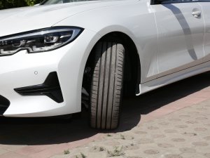 2022Ŀ 320i \(yn)(dng)b (x)(ji)^