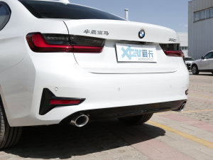 2022Ŀ 320i \(yn)(dng)b (x)(ji)^