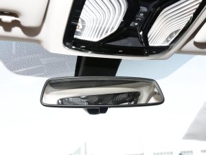 2022Ŀ 320i \b ܇ȺҕR