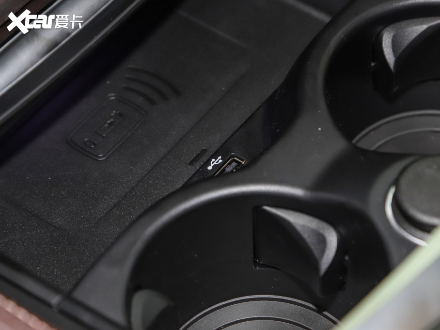 2022R5ϵ 530Li  Ab