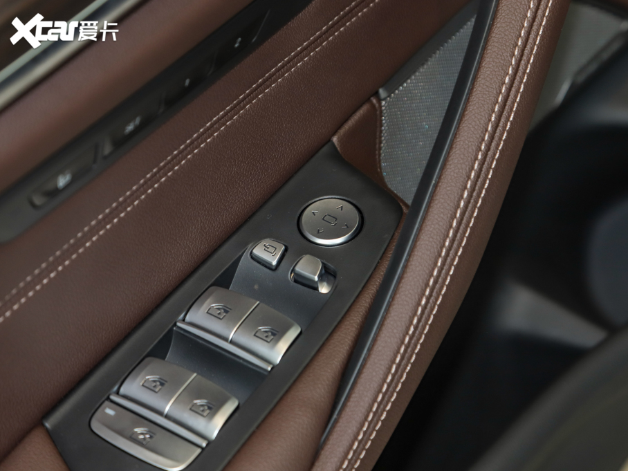 2022R5ϵ 530Li  Ab