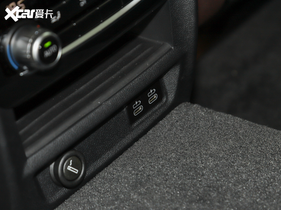 2022R5ϵ 530Li  Ab