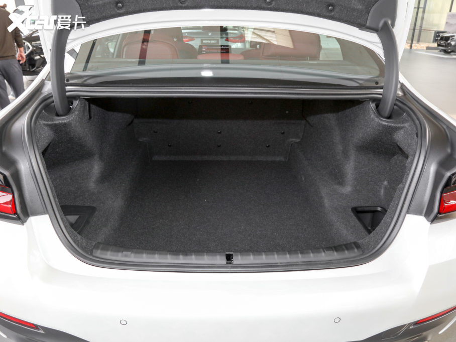 2022R5ϵ 530Li  M\b