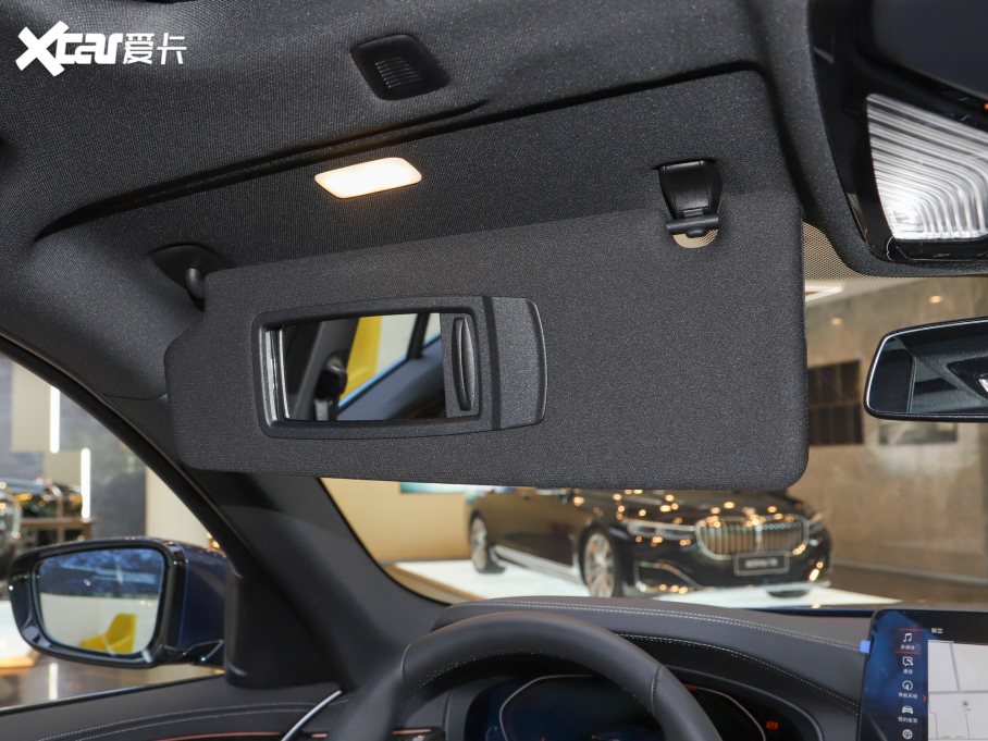 2022R5ϵ 525Li M\b