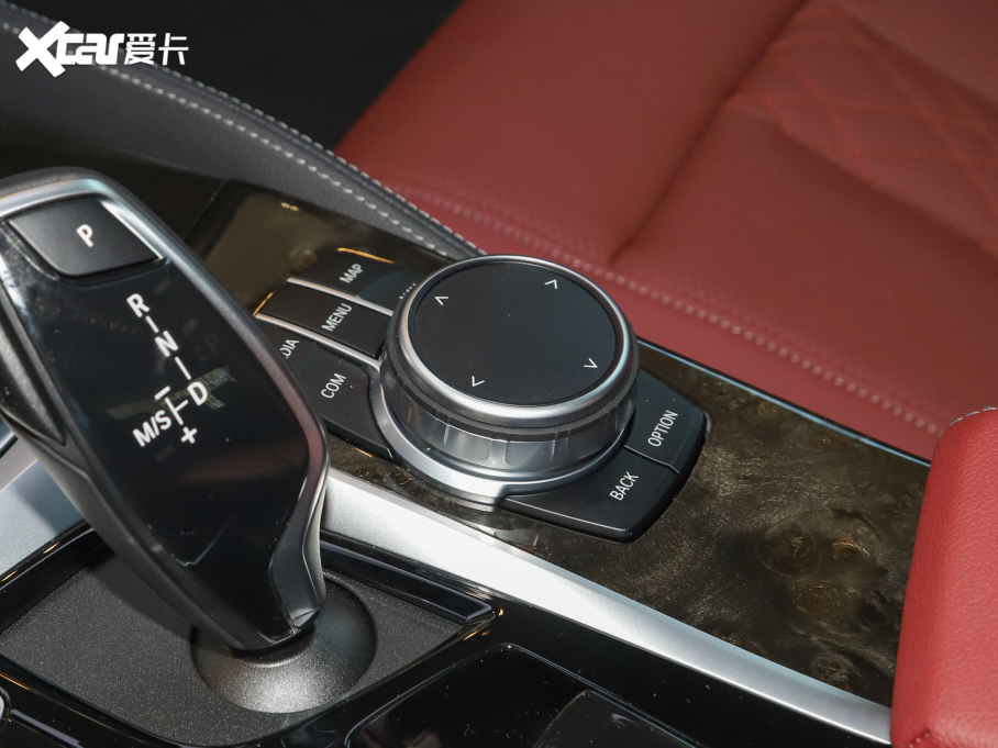 2022R5ϵ 525Li M\b