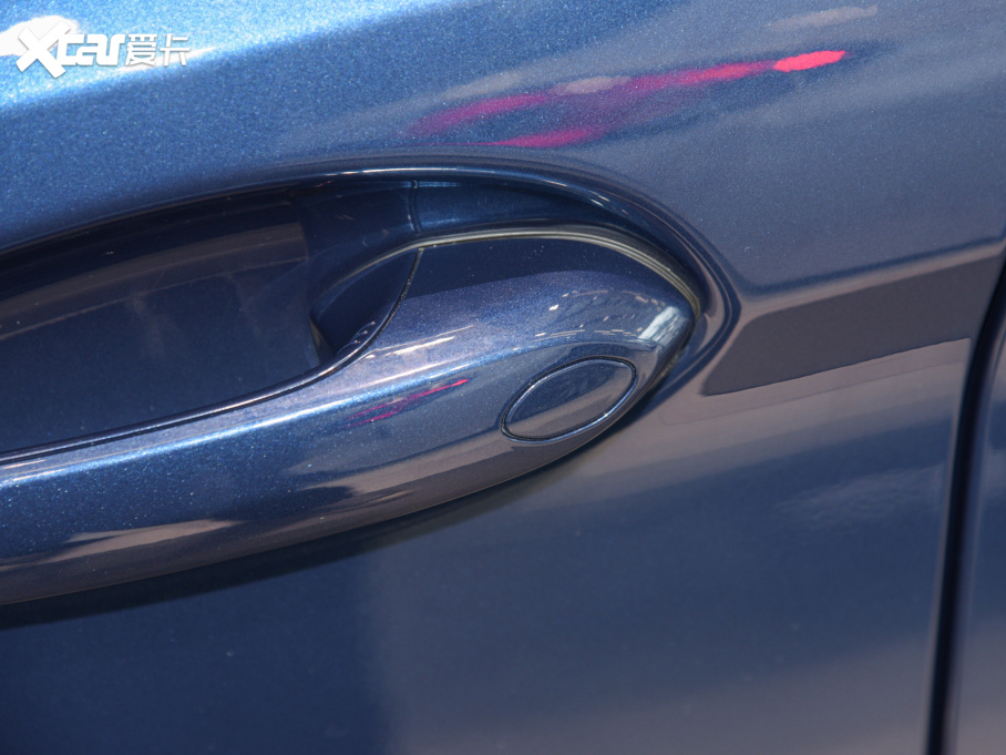 2022R5ϵ 530Li I Ab