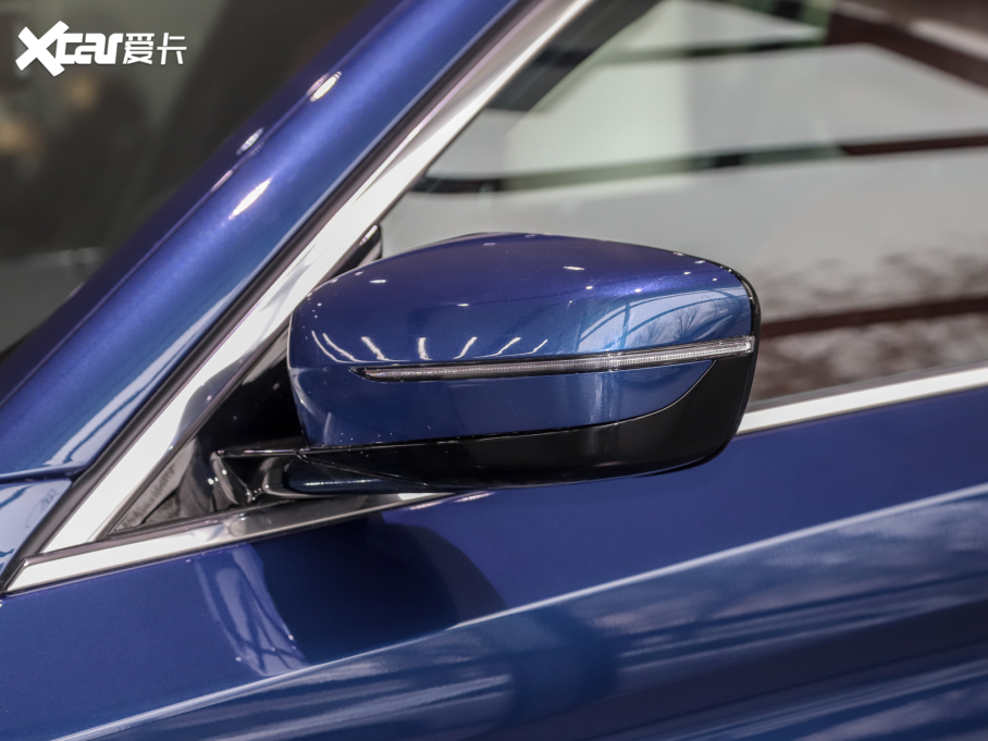 2022R5ϵ 530Li xDrive M\b