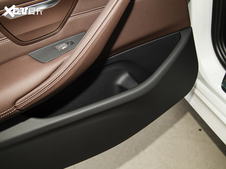 2022R5ϵ Ŀ 525Li M\b