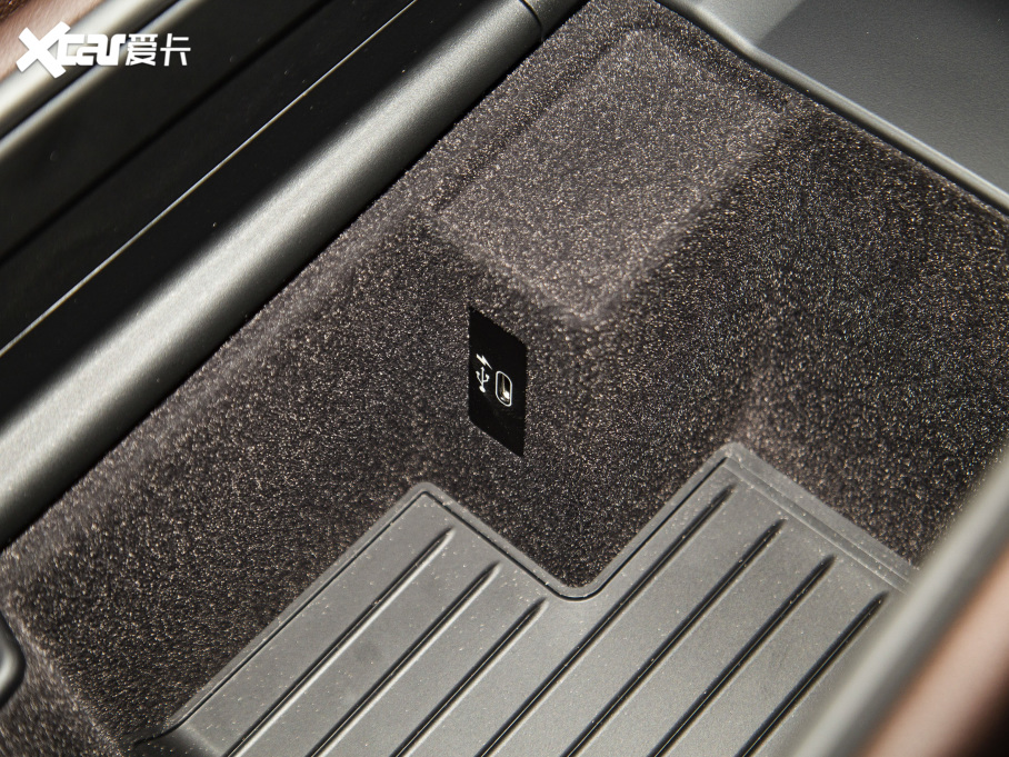 2022R5ϵ Ŀ 525Li M\b