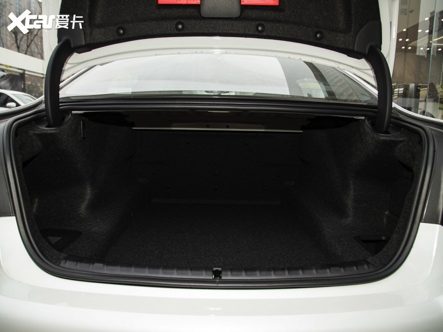 2022R5ϵ Ŀ 525Li M\b