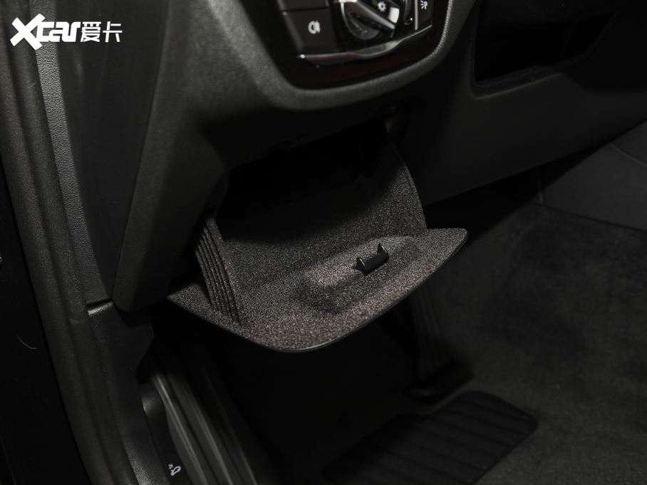 2022R5ϵ Ŀ 530Li  M\b