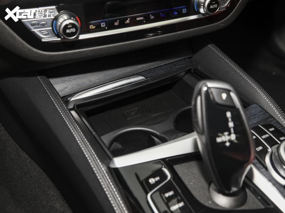 2022R5ϵ Ŀ 530Li  M\b